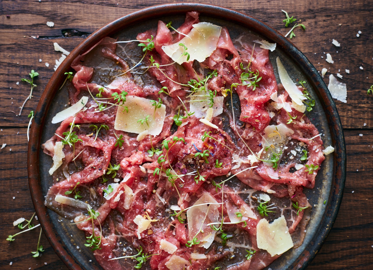 Vers gesneden rundercarpaccio met Reypenaer V.S.O.P.